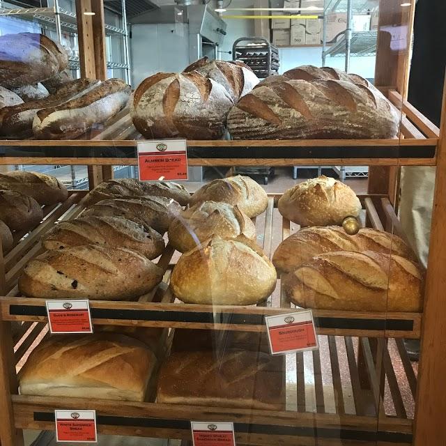 Avon Bakery & Deli