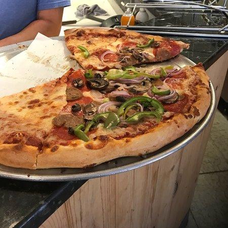 Elkhorn Pizzeria