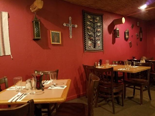 Dos Locos Mexican Restaurant & Cantina