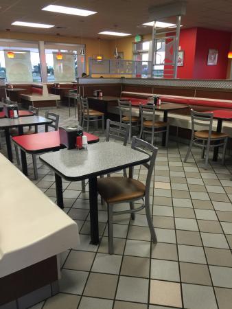 Carl's Jr