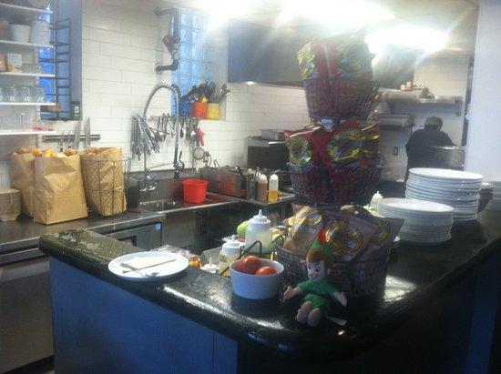Vert Kitchen