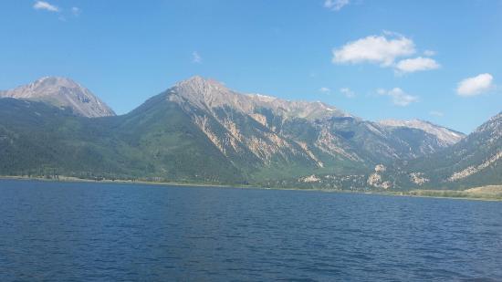 Twin Lakes Interlaken Boat Tours