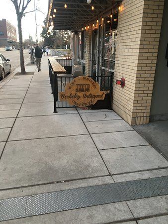 Berkely Inn