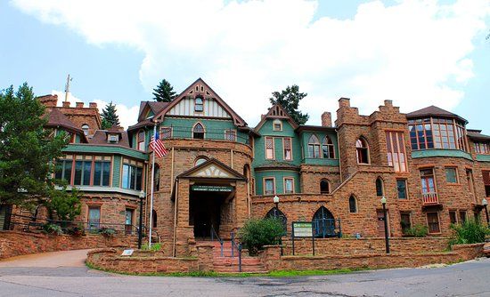 Miramont Castle