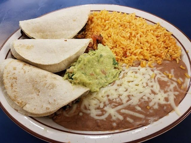 Chavolos Taqueria